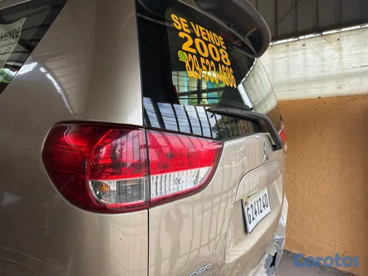 2008 Mitsubishi Zinger — foto 5 / 17