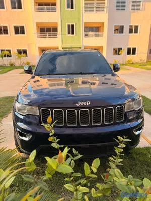 2017 Jeep Cherokee — foto 2 / 11