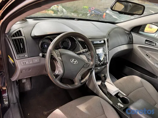 2013 Hyundai Sonata — foto 4 / 7