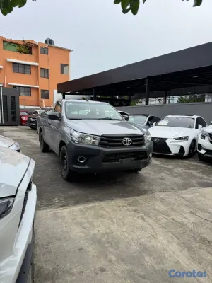 2023 Toyota Hilux — foto 2 / 10