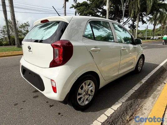 2018 Kia Picanto — foto 6 / 8