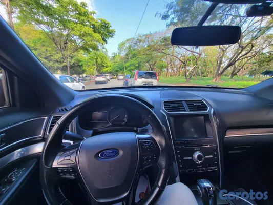 2018 Ford Explorer — foto 10 / 10