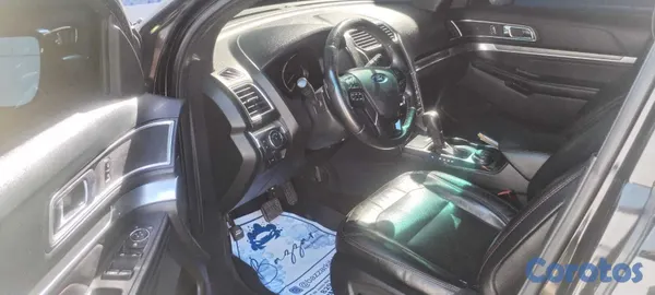 2016 Ford Explorer — foto 8 / 8