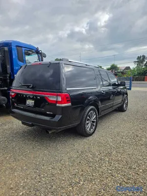 2015 Lincoln Navigator — foto 5 / 9