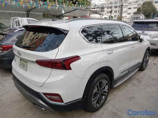 2019 Hyundai Santa Fe — foto 4 / 7