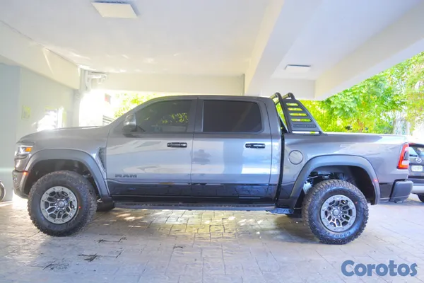 2026 Otra Ram 1500 TRX — foto 6 / 15