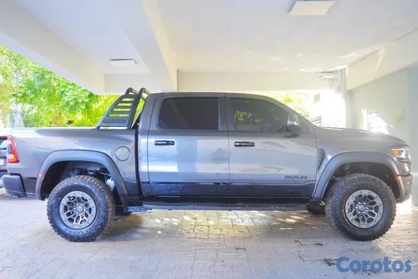 2026 Otra Ram 1500 TRX — foto 11 / 15
