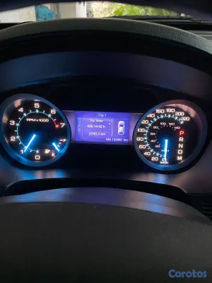2013 Ford Explorer — foto 3 / 7