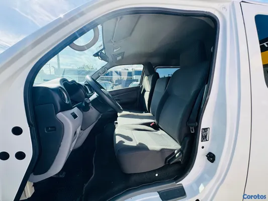 2018 Nissan NV — foto 7 / 10