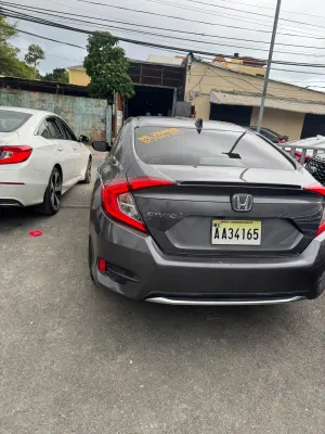 2019 Honda Civic — foto 4 / 8