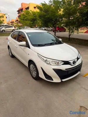 2018 Toyota Yaris — foto 2 / 6