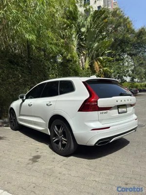 2018 Volvo Xc60 — foto 2 / 20