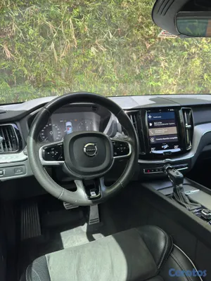 2018 Volvo Xc60 — foto 18 / 20