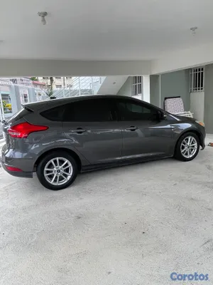 2015 Ford Focus — foto 5 / 6