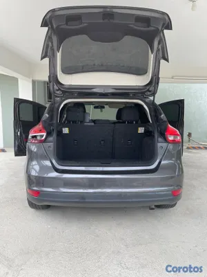 2015 Ford Focus — foto 6 / 6