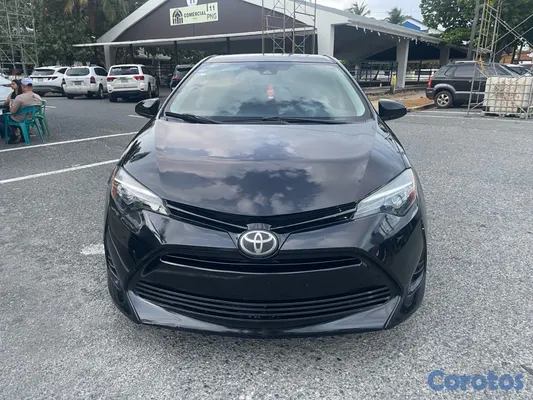 2018 Toyota Corolla — foto 2 / 10