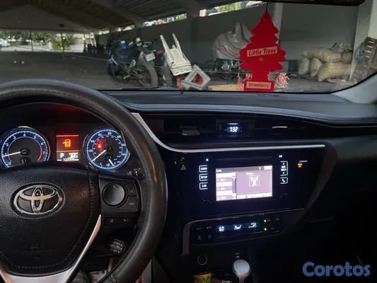 2018 Toyota Corolla — foto 10 / 10