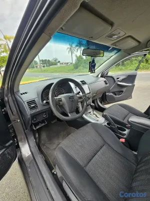 2011 Toyota Corolla — foto 3 / 8