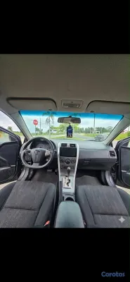 2011 Toyota Corolla — foto 7 / 8