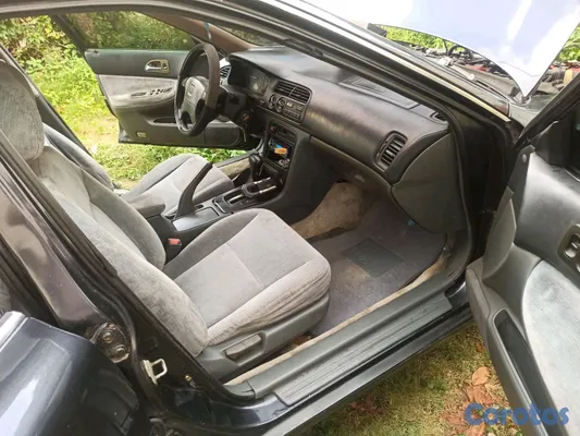 1994 Honda Accord — foto 5 / 12