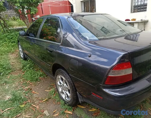 1994 Honda Accord — foto 9 / 12