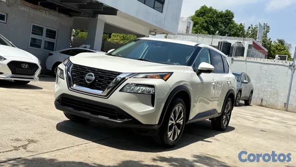 2021 Nissan Rogue — foto 2 / 11