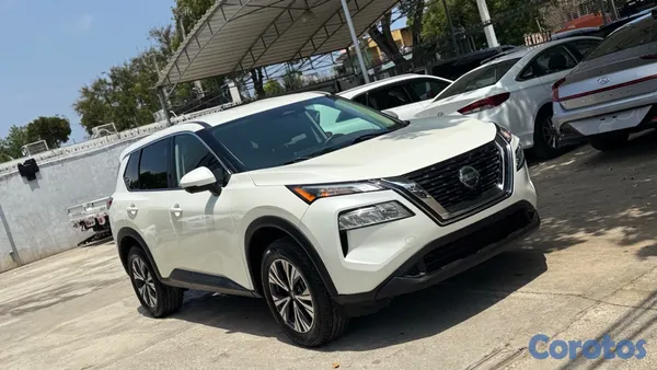2021 Nissan Rogue — foto 4 / 11
