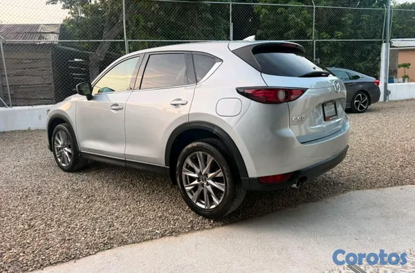 2020 Mazda CX-5 — foto 7 / 7