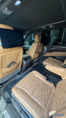 2023 Cadillac Escalade — foto 5 / 10