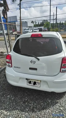 2013 Nissan March — foto 4 / 9