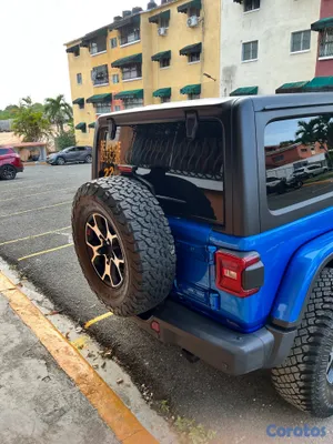 2022 Jeep Rubicon — foto 8 / 9