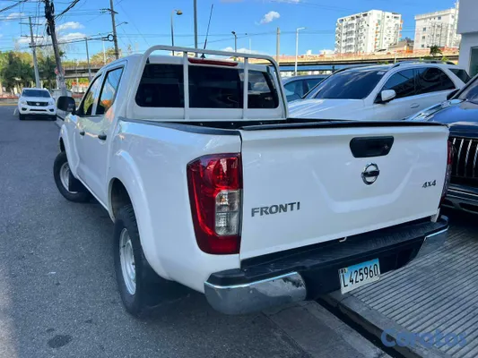 2021 Nissan Frontier — foto 5 / 10
