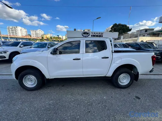 2021 Nissan Frontier — foto 6 / 10