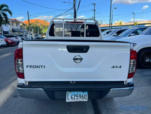 2021 Nissan Frontier — foto 7 / 10