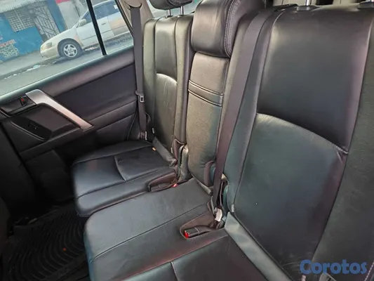 2022 Toyota Land Cruiser Prado — foto 7 / 12