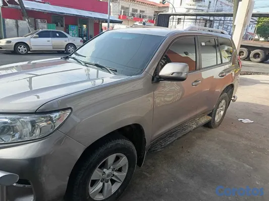 2022 Toyota Land Cruiser Prado — foto 8 / 12