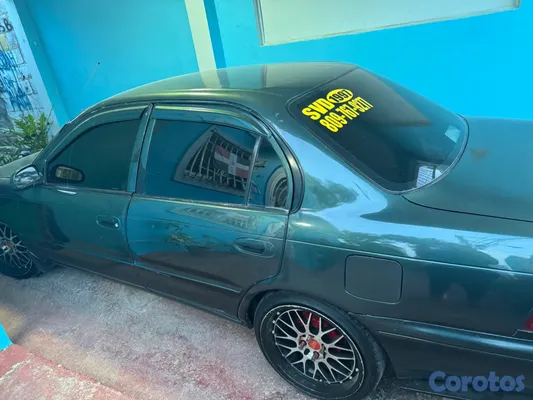 1997 Toyota Corolla — foto 8 / 9