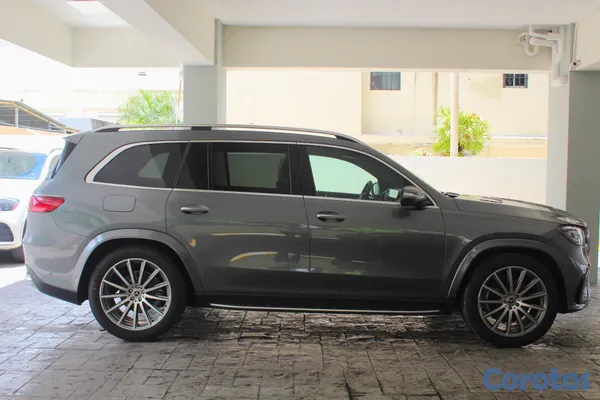 2026 Mercedes-Benz Clase GLS — foto 4 / 12