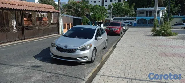 2015 Kia Forte — foto 18 / 20