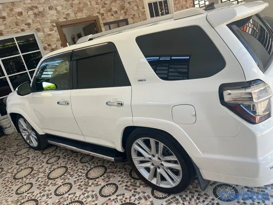 2015 Toyota 4 Runner — foto 4 / 7