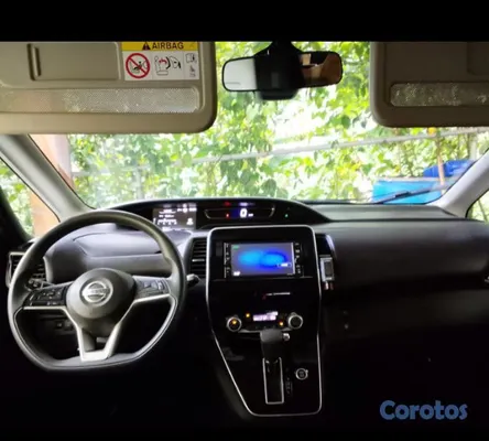 2020 Nissan Serena — foto 5 / 11