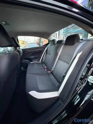 2021 Nissan Versa — foto 7 / 8