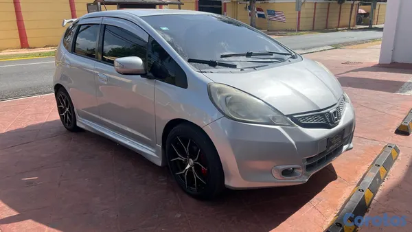 2013 Honda Fit — foto 3 / 7