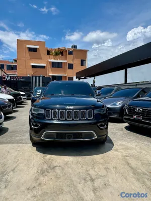 2017 Jeep Grand Cherokee — foto 2 / 13
