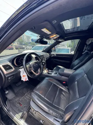 2017 Jeep Grand Cherokee — foto 9 / 13