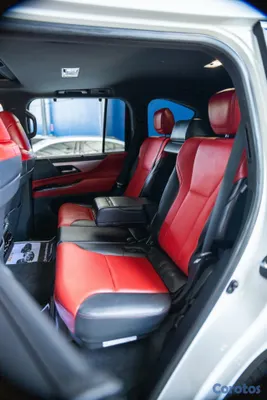 2023 Lexus Lx — foto 8 / 12