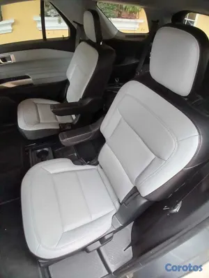 2021 Ford Explorer — foto 5 / 9