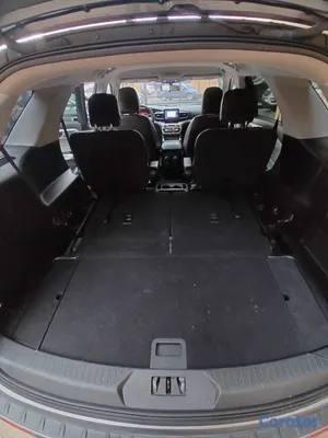 2021 Ford Explorer — foto 8 / 9