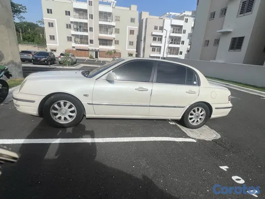 2005 Kia Opirus — foto 3 / 4