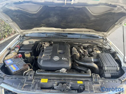 2015 Nissan Navara — foto 7 / 10